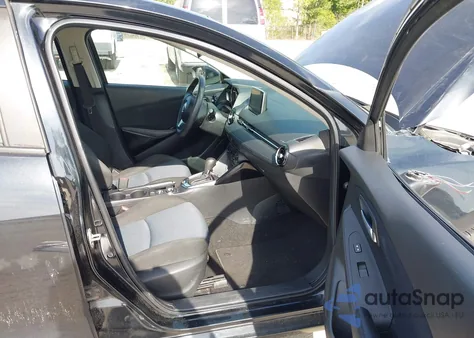 2017 Toyota Yaris Ia из США, поврежденный, VIN 3MYDLBYV8HY194476